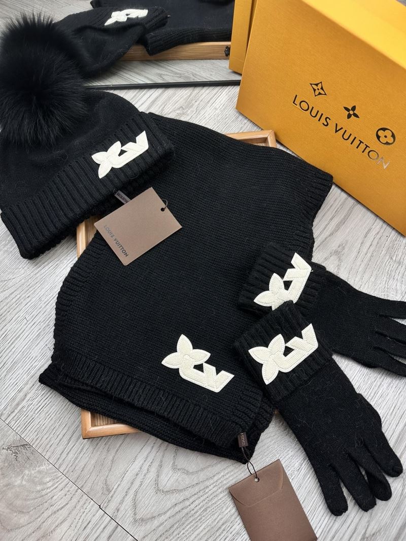 Louis Vuitton Caps Scarfs